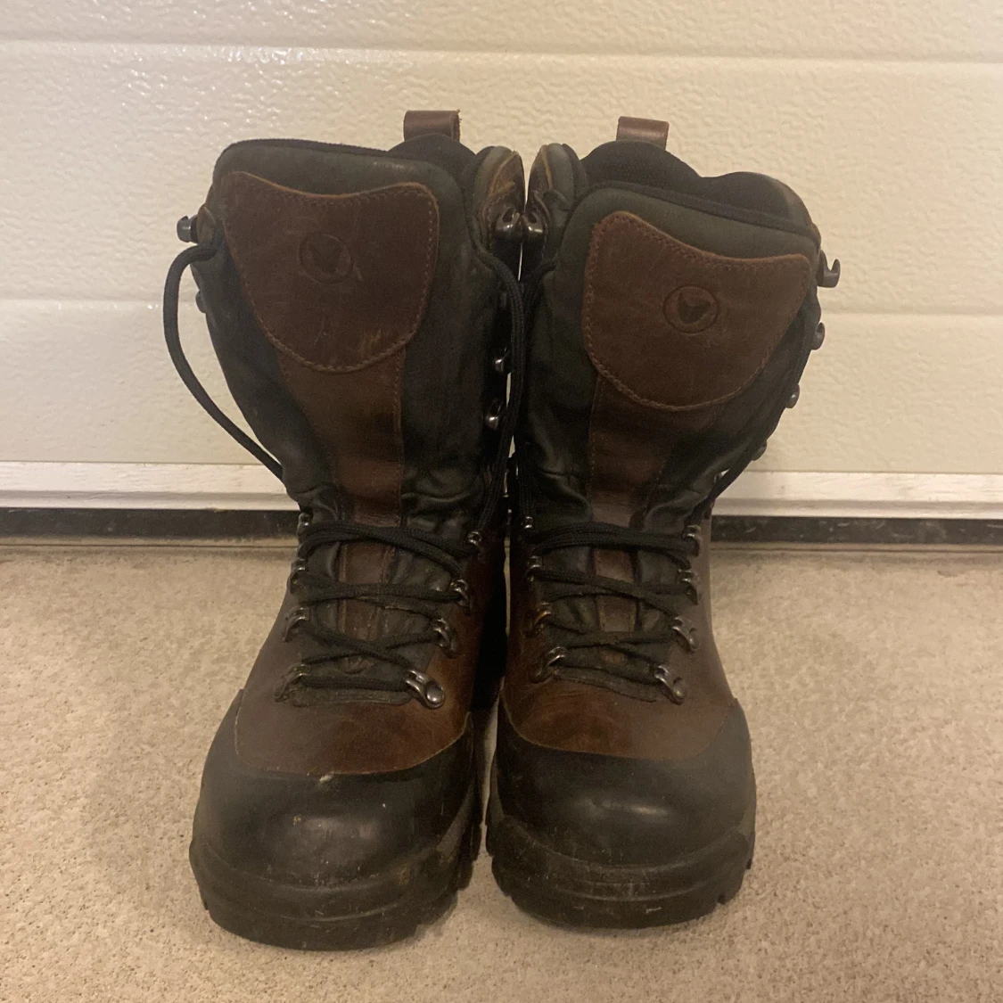Bruna Viking kängor i skinn strl 37