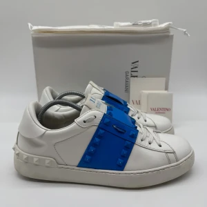 VALENTINO ROCKSTUD - Valentino rockstud - Skick: 8,5/10 - Storlek 39 - Tillbehör: Enbart skorna - Nypris 7700kr - Hör av dig vid minsta fundering