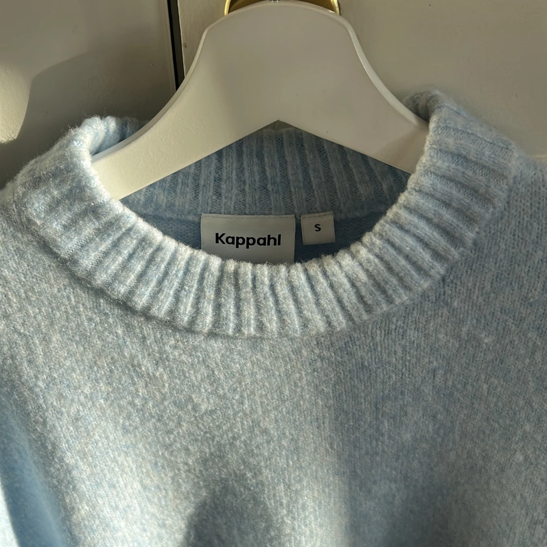 Ljusblå stickad tröja från Kappahl - 3