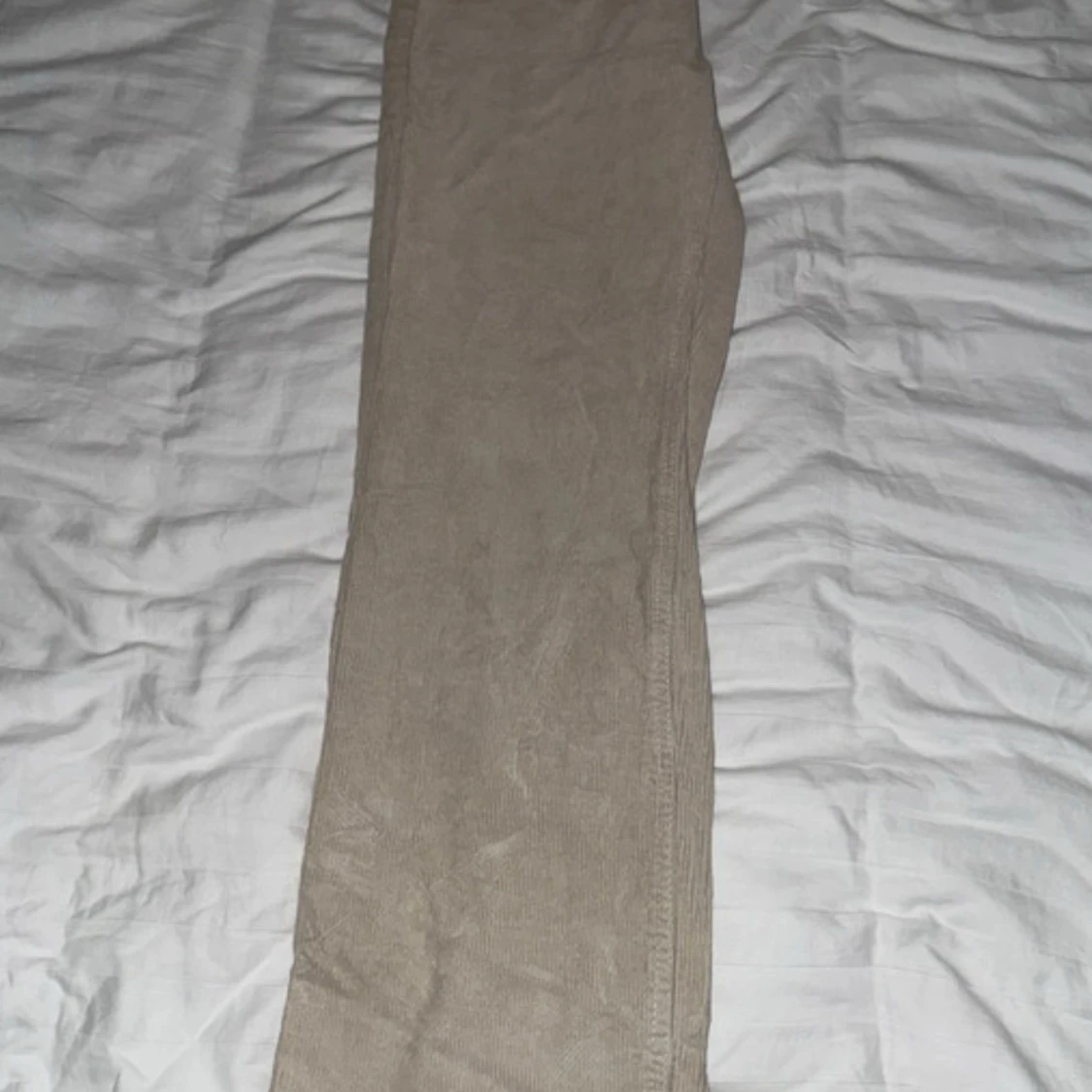 Beiga manchesterbyxor från Lindex - 3