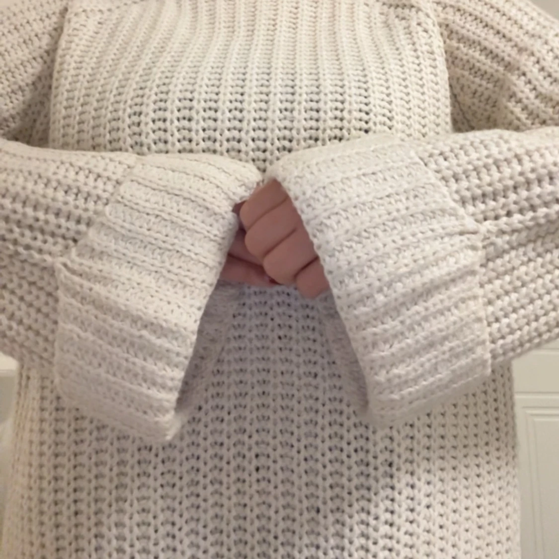 Stickad tröja  - 1