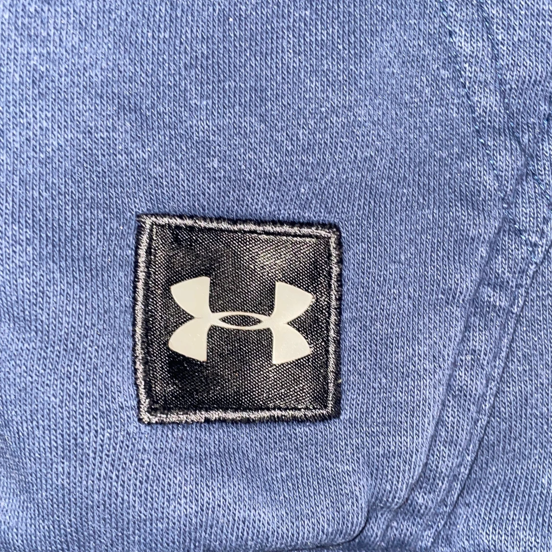 Mörkblå hoodie från Under Armour - 2