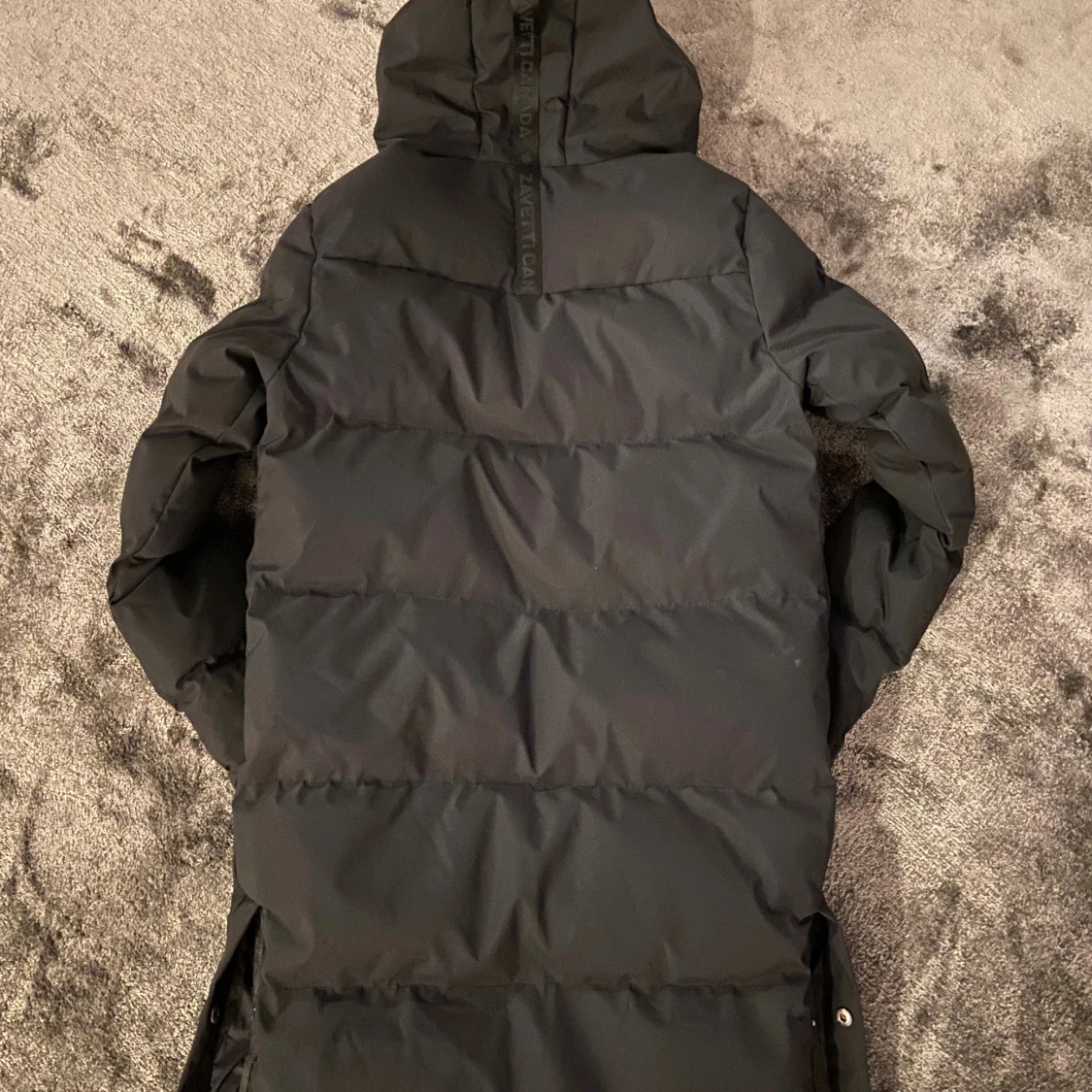 Svart lång pufferjacka Zavetti Canada - 4