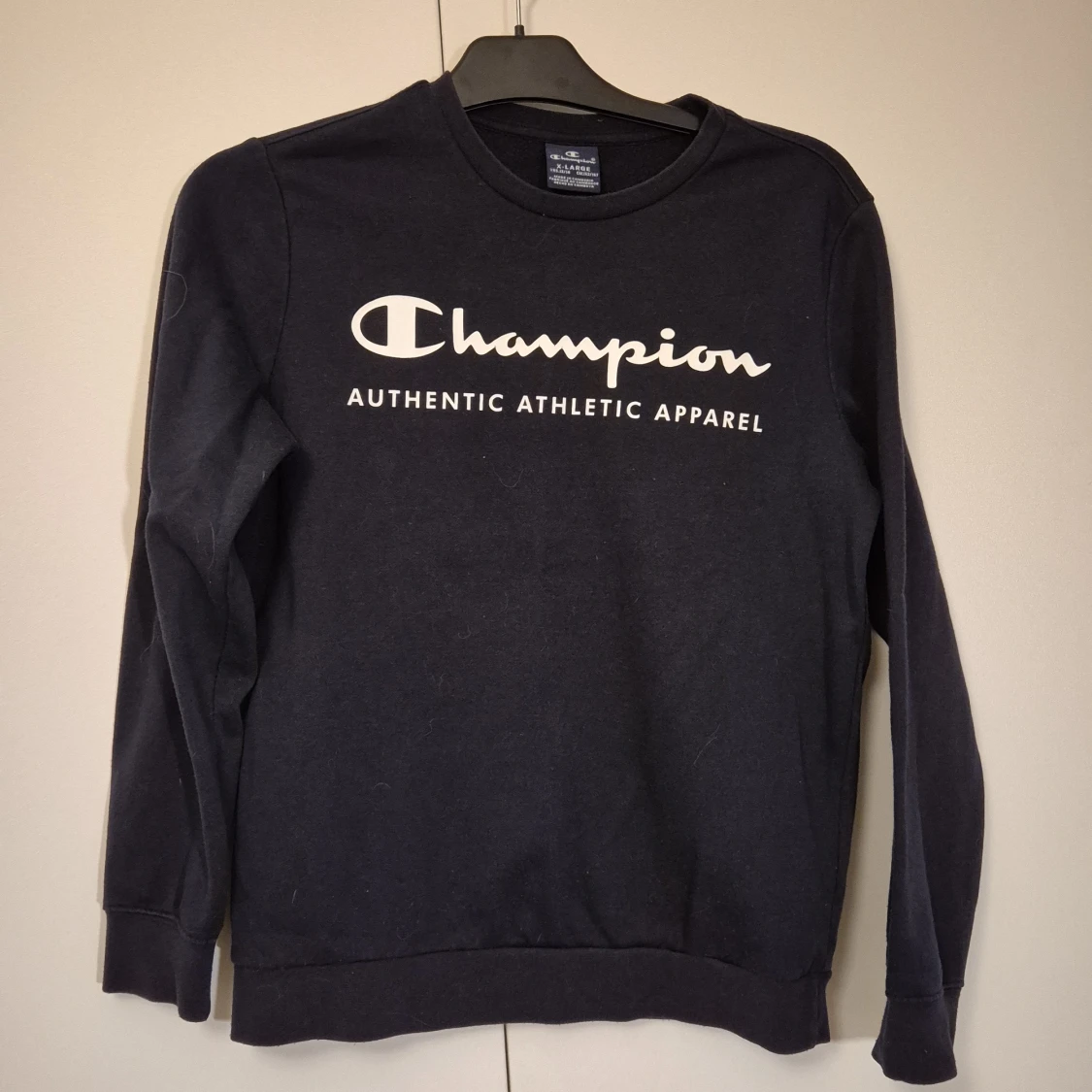 Mörkblå Champion sweatshirt 13-14Y/ X-Large
