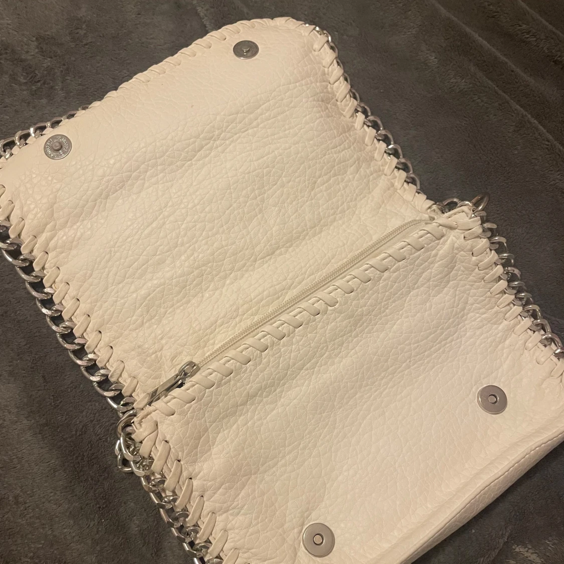 Vit läder väska tiamo - 3