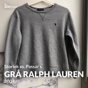 Grå Ralph Lauren - Bra skick! Xs men passar s och m lika bra :)