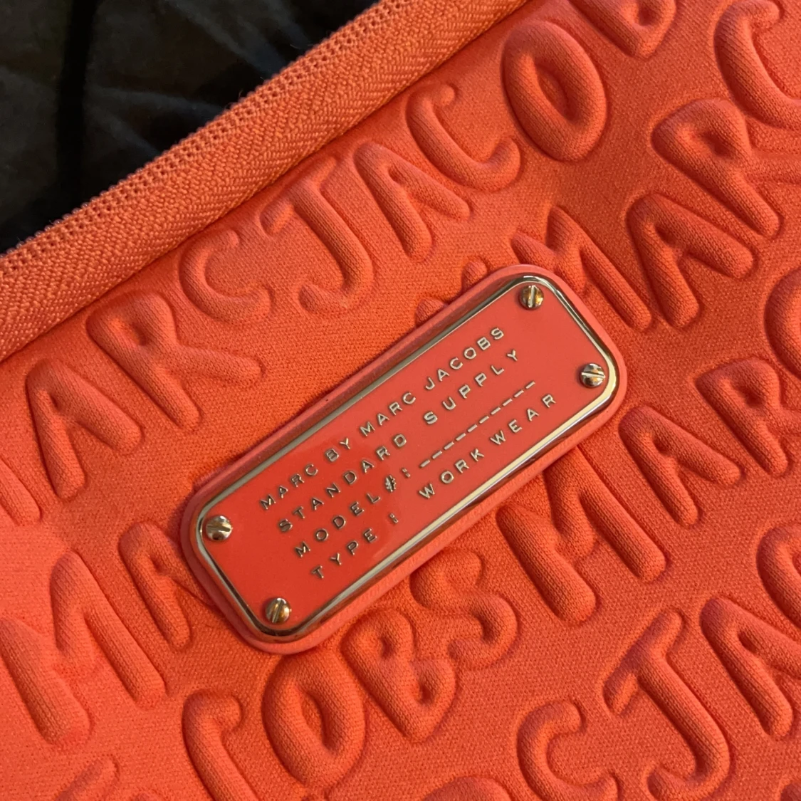 Marc Jacobs datorfodral - 90