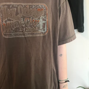 Vintage t-shirt - T-shirt med New Orleans-motiv. 