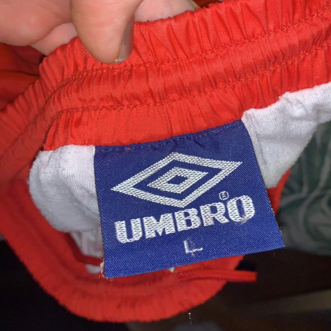 Umbro ”windbreakerpants” - 91