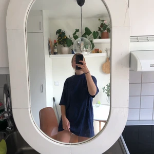 T-shirt  - Blå T-shirt med liten krage som jag använt som klänning. ❤️  