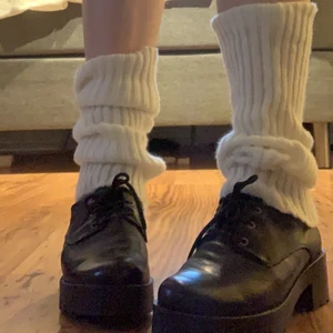 Benvärmare - Nästan helt oanvända benvärmare båda för 45kr eller ett par för 25kr, frakt tillkommer