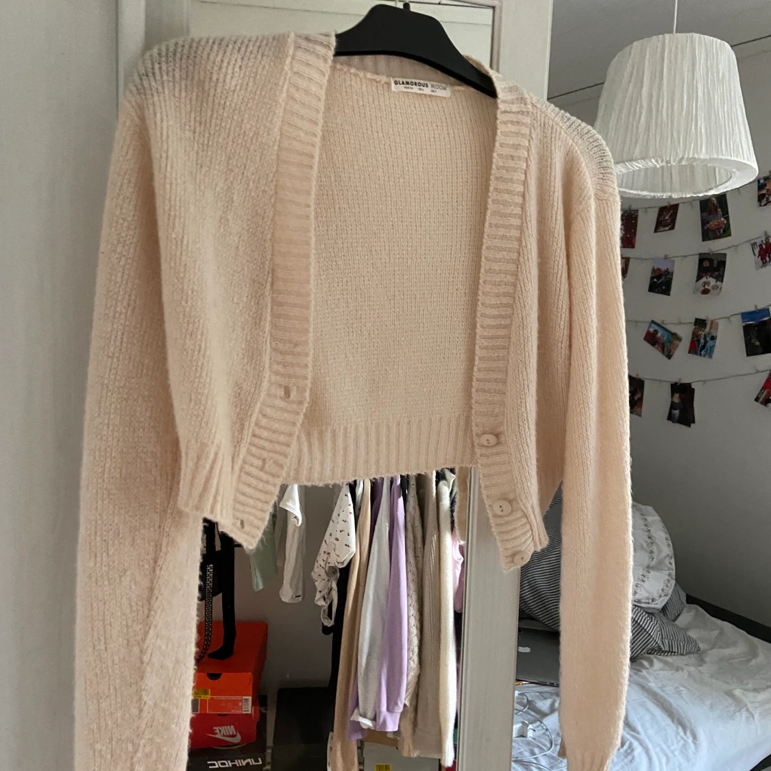 Ljusrosa Kofta i kort modell