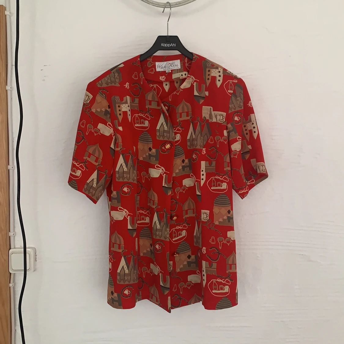 Röd mönstrad skjorta - 90