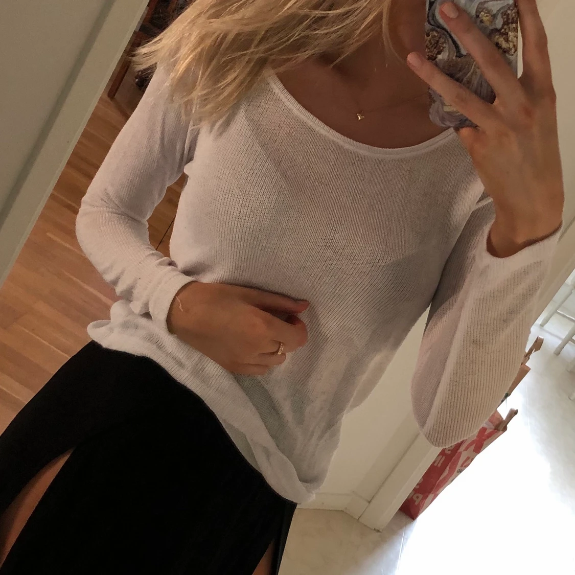 Vit långärmad med fin rygg - 90