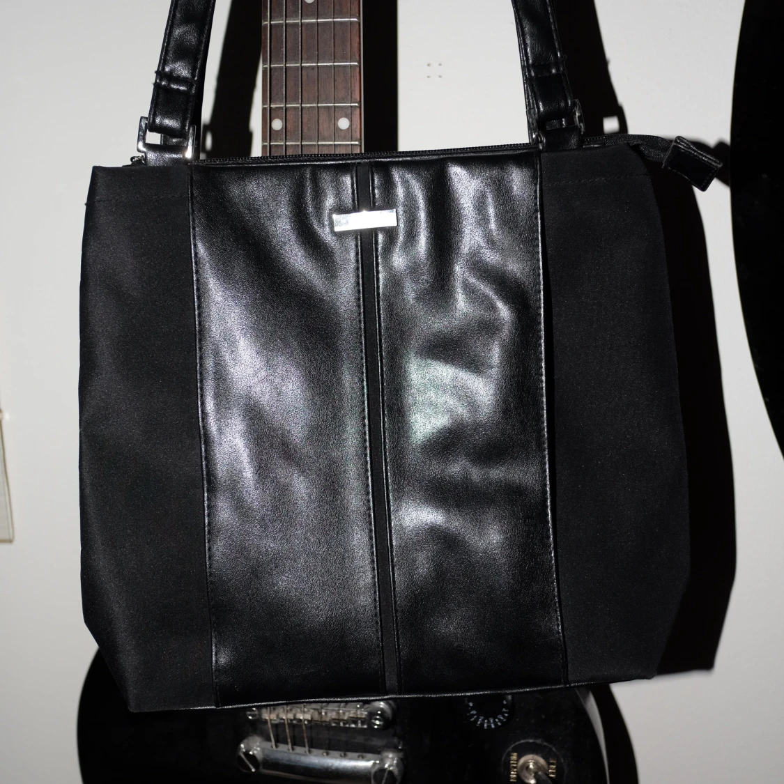 Svart handväska - 91