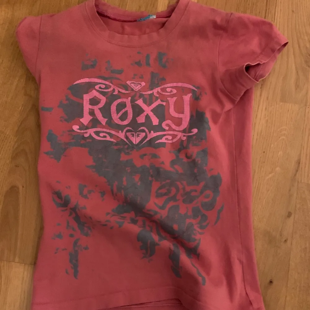 Cool Roxy babytee👍. Toppar.