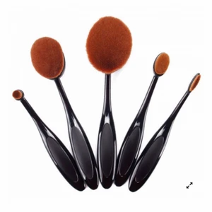 Sminkborstar  - Säljer på grund av att dom aldrig kommer till användning har aldrig använt dom❤️