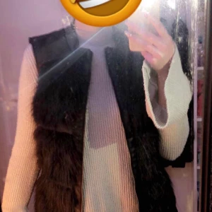 Pälsväst  - Nyskick Priset kan diskuteras 