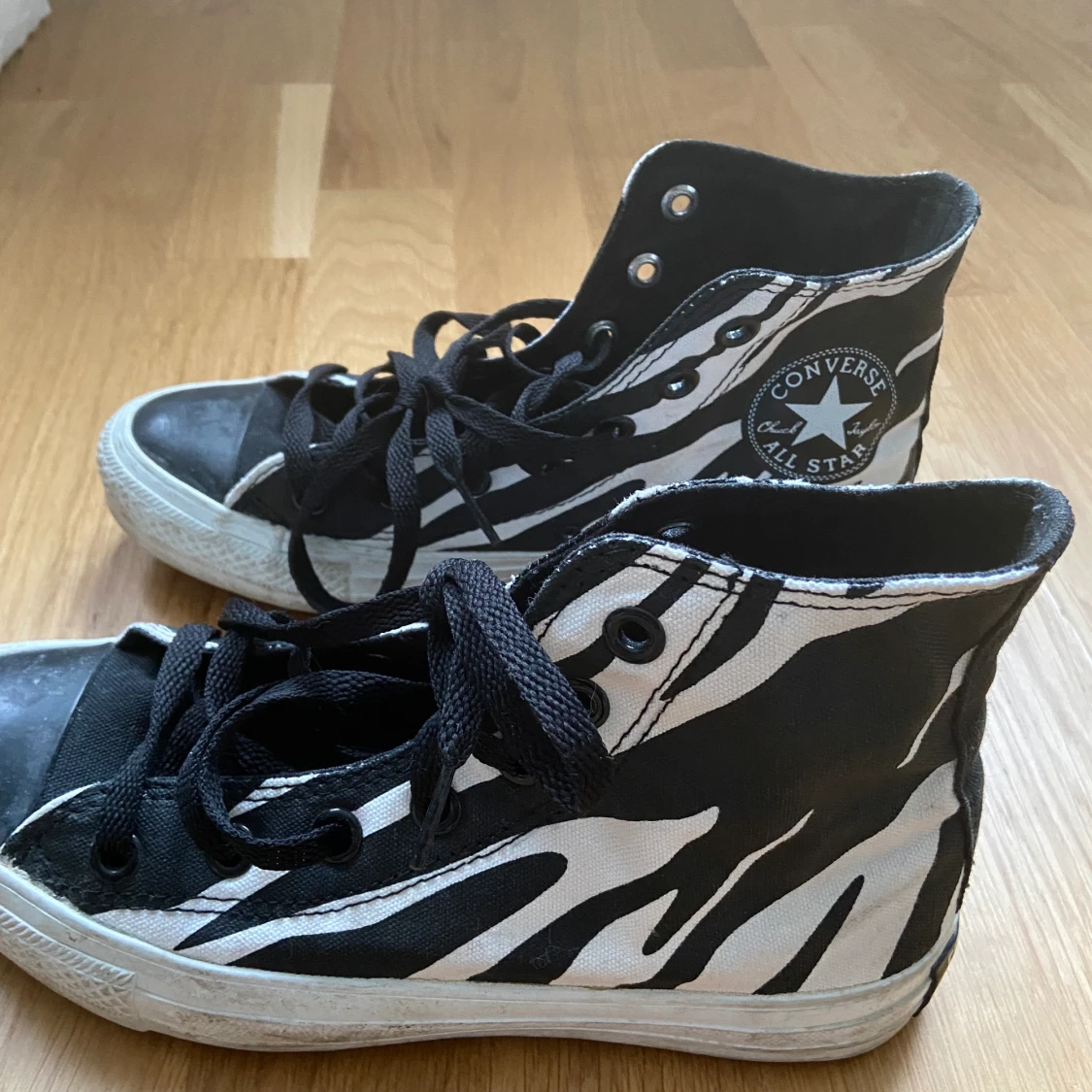 Zebra Converse  - 90