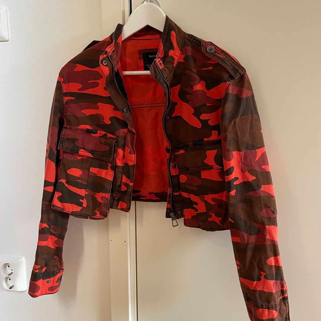 Camo jacka bershka - 90