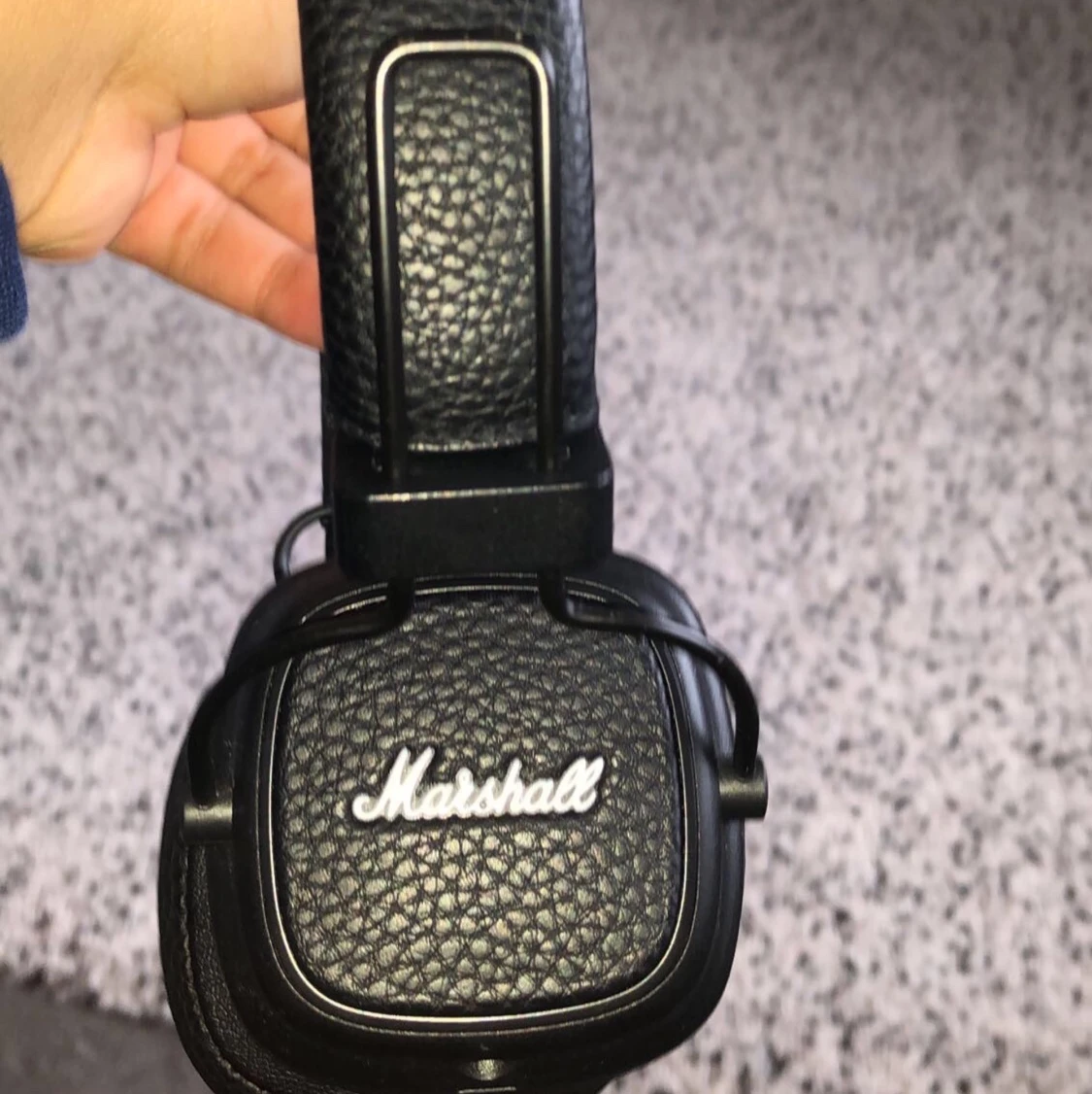 Marshall headphones - 90