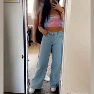 Jeans från Junkyard - Jeans från Junkyard i modell Wide leg. Sparsamt användan! Köparen står för frakten💕