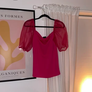 Rosa tröja! - Fin rosa tröja från Ginatricot med puff ärmar!