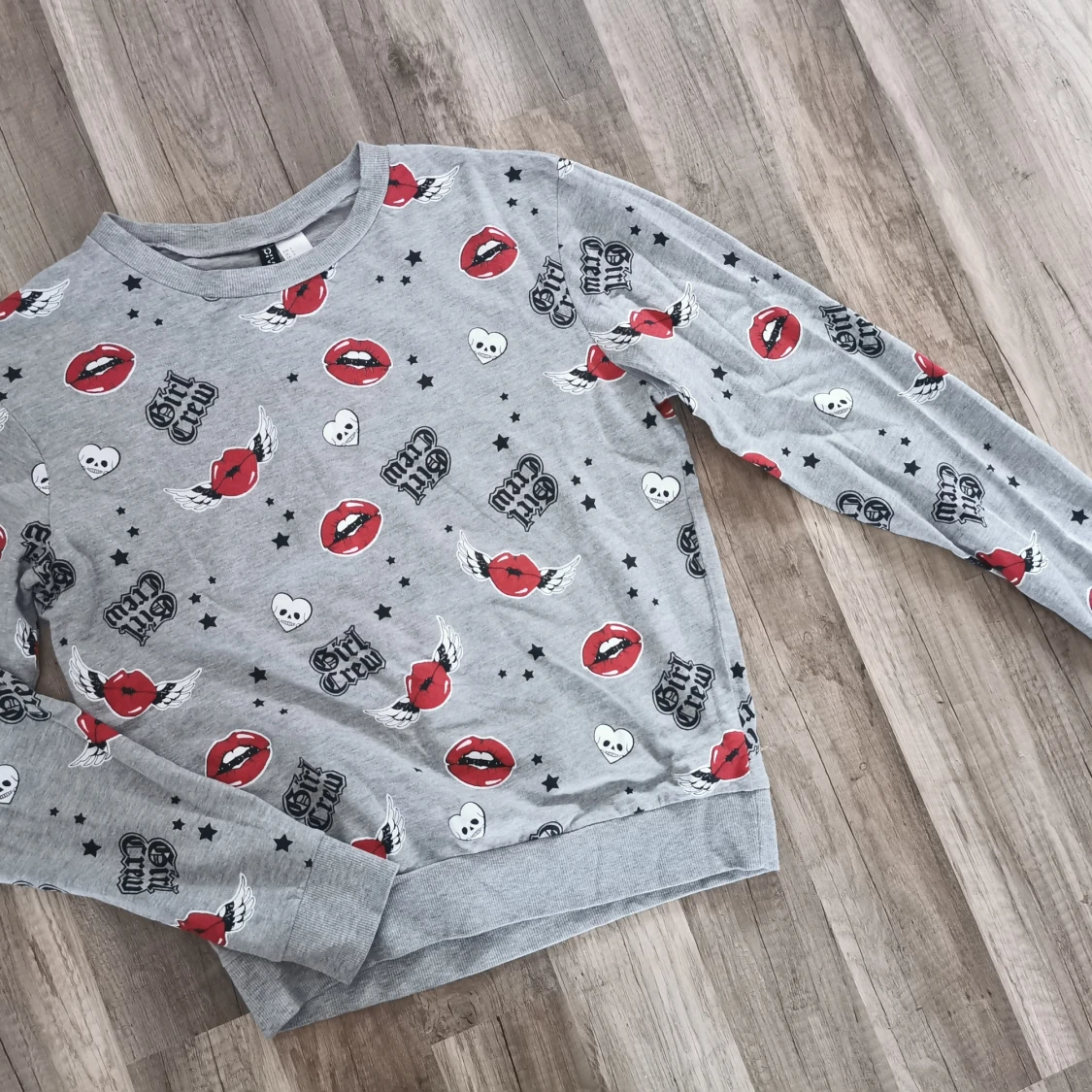 Sweatshirt Strl S  - 91