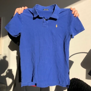 Ralph Lauren piké - Piké från Ralph Lauren i strl XL (barn), motsvarar ca en strl S-M (dam) i min passform! 🤍 
