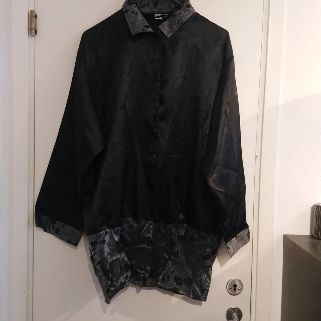 Pyjamas/Nattlinne set storlek S - 90