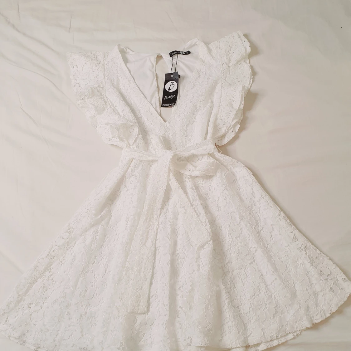 Vit klänning perfekt till studenten - 90