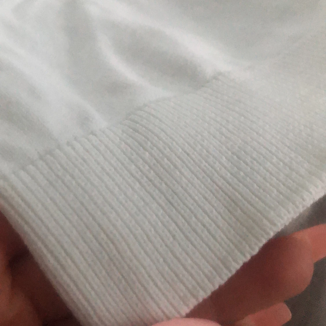 En vit långärmad Ralph Lauren tröja i storlek ”S”  - 91