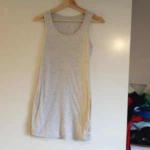 Ovetande dress - Overknee dress