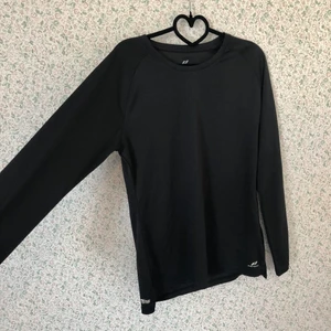 Träningströja - Fin och tunn träningströja. #träningströja