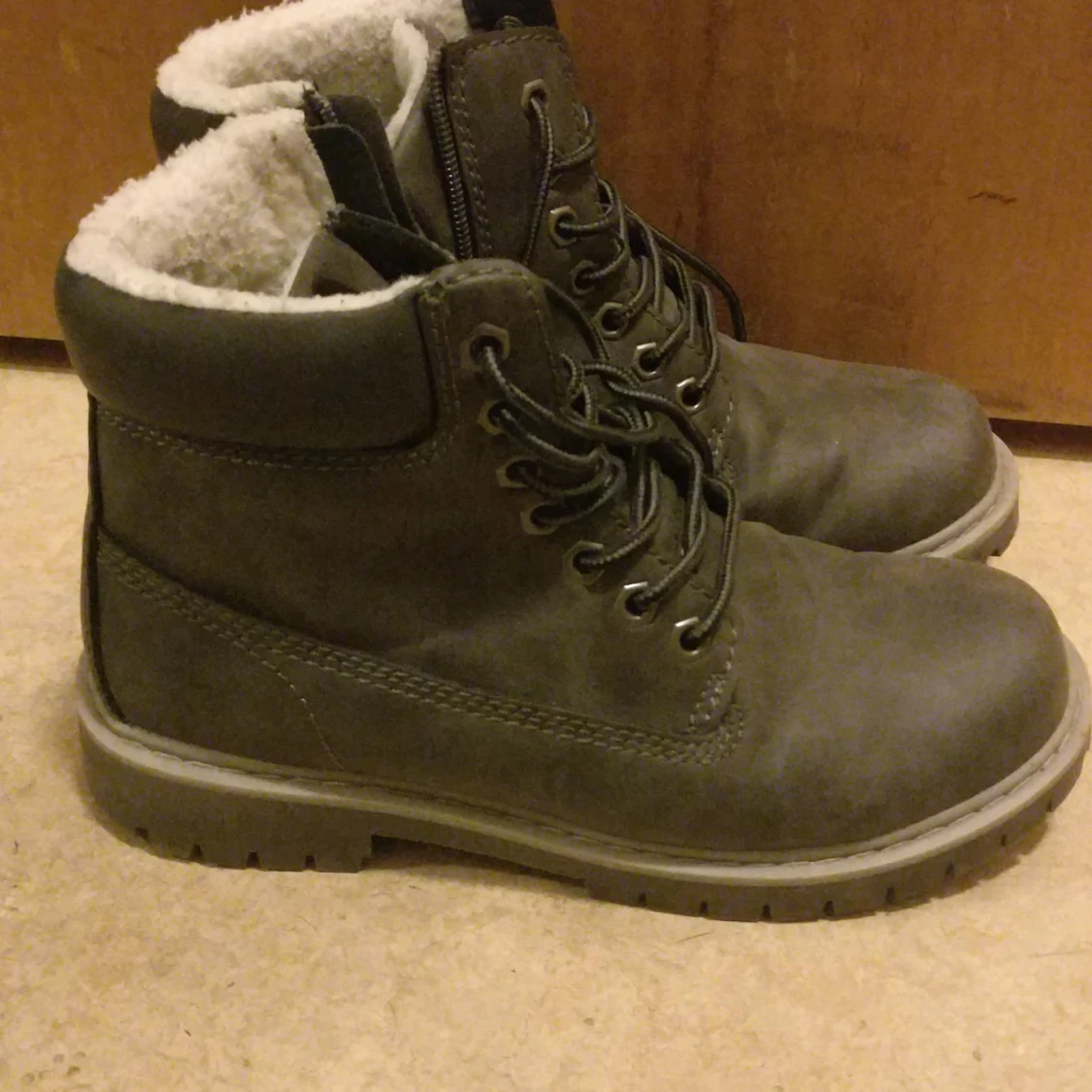 Winter boots