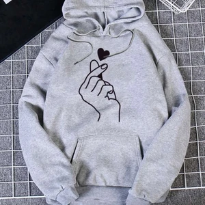 Tjocktröja strl L - Tjocktröja strl L men mer som M/liten L, använd 1 gång