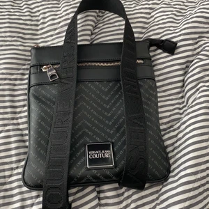 Väska  - Versace cunture väska 