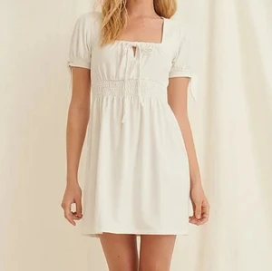 Klänning - Säljer denna superfina klänningen från Nakd💕💕 buda gärna!