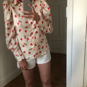 Zara blus - Bra skick. 