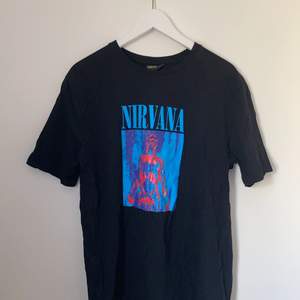 Nirvana tshirt, använd en handfull gånger 