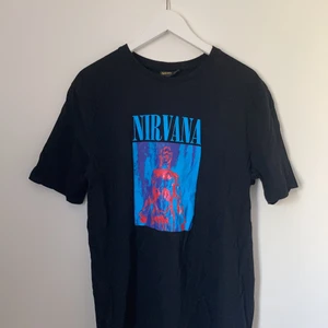 Nirvana - Nirvana tshirt, använd en handfull gånger 