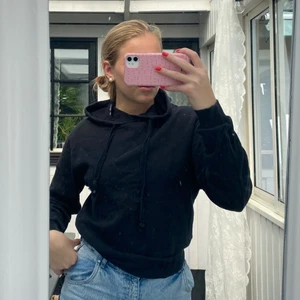 Hoodie - Fin hoodie i bra skick 