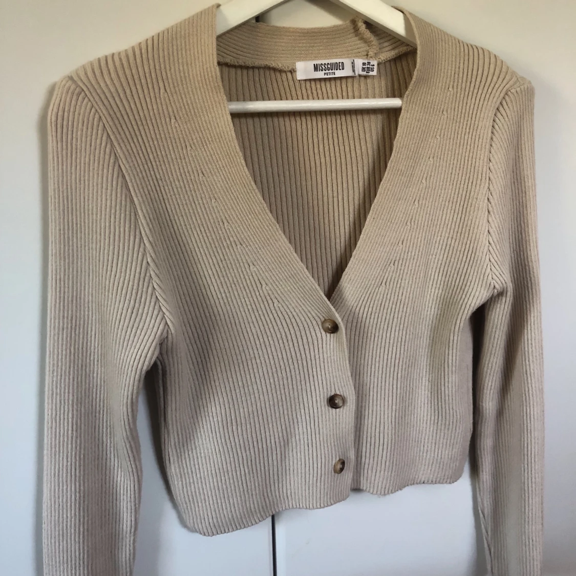 Stickad tunn ”kofta” - 90