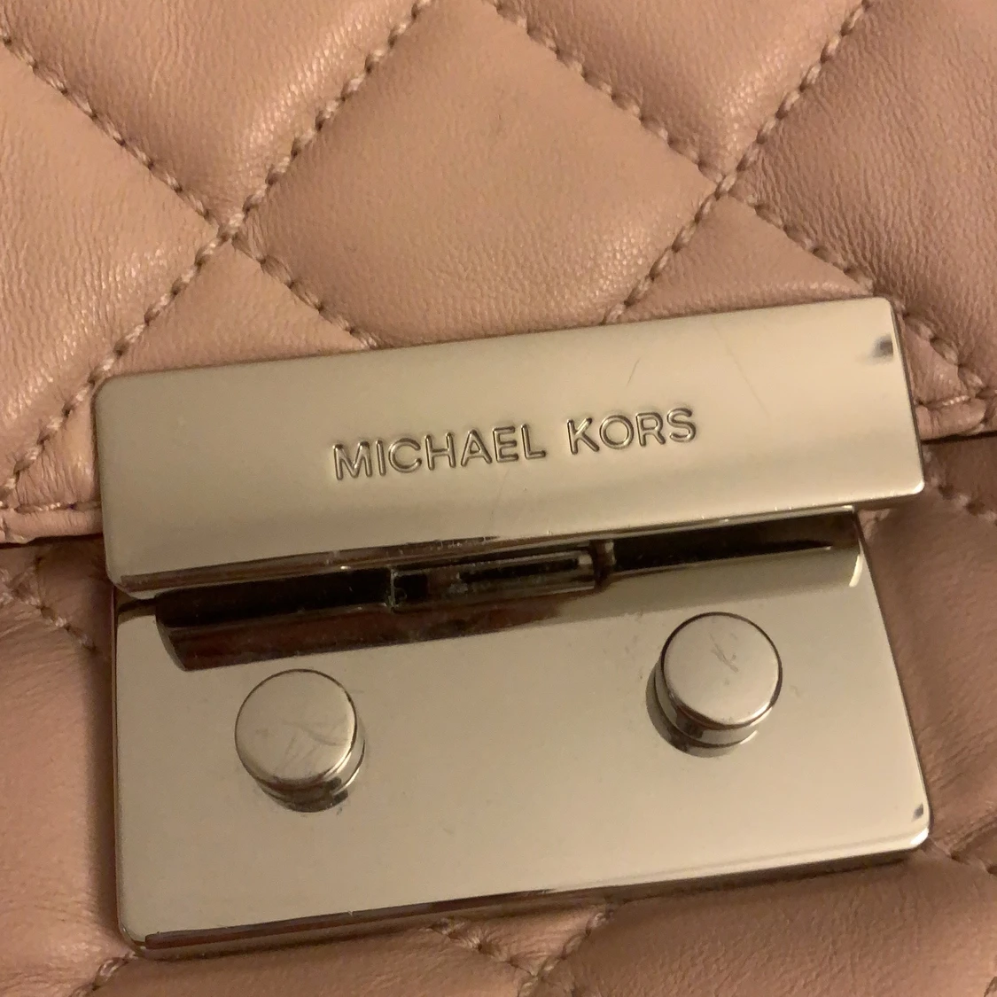 En äkta Michael korsväska - 90