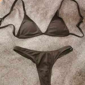 Svart bikin  - Svart bikini i storlek xs/s, 50 kr plus frakt