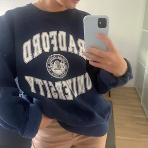 Collage tröja✌🏼💙🇺🇸 - Collage tröja storlek L. 229 kr, jag betalar frakt!