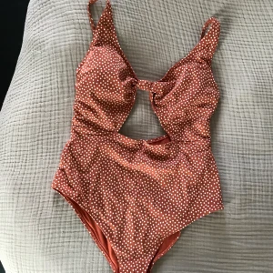 Jättefin baddräkt  - Supersöt baddräkt i st M/L