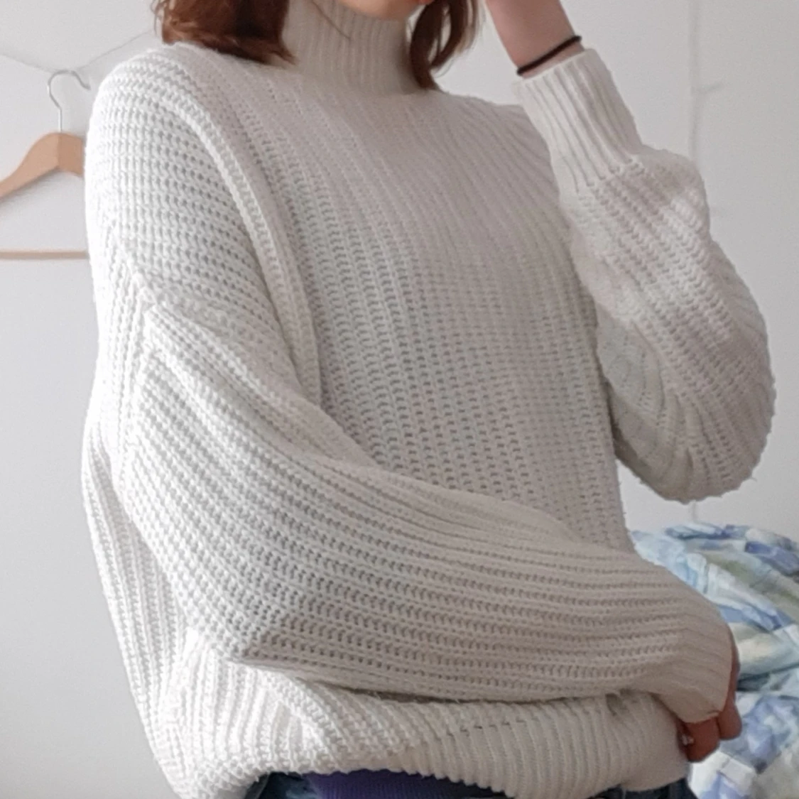 Vit stickad tröja  - 91