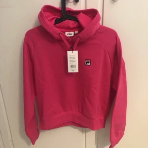 Fila tröja  - Rosa Fila tröja croppad i storlek xs