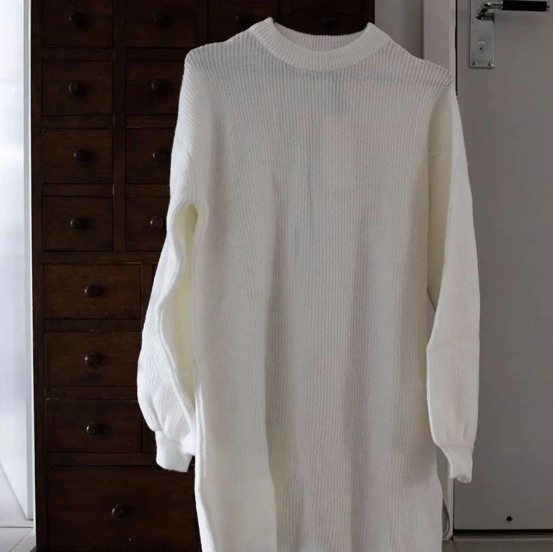 Oversize stickad klänning